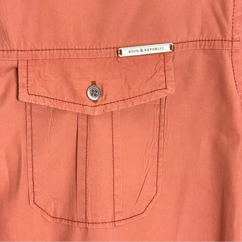 ROCK & REPUBLIC Short Sleeve Cotton Button Down Shirt - Picture 3 of 6